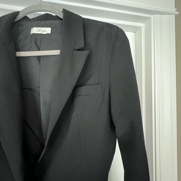Black blazer size M. One button in front - Picture 6 of 11